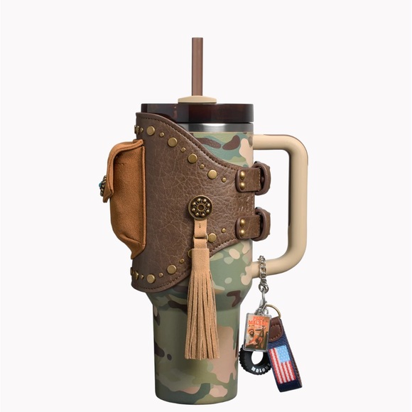 Stanley Accessories - Stanley Camouflage Tumbler with Brown Leather Holder